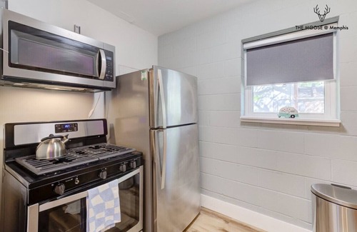 Medical District Apartment | Themed Lux Loft with King Bed, Free Parking & Wi-Fi