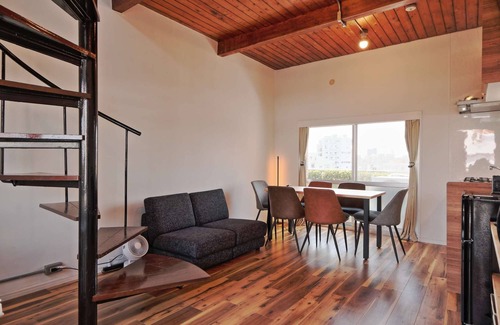 Sendagaya Apartment | There are 1 bed room with 2 double beds