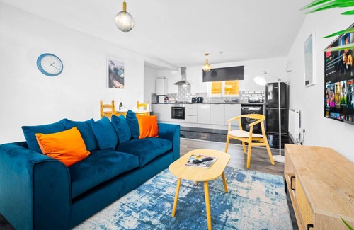 Cradley Heath Apartment | There is 1 bedroom with 1 small double bed, able to comfortably accommodate 2 guests.