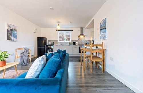 Cradley Heath Apartment | There is 1 bedroom with 1 small double bed, able to comfortably accommodate 2 guests.