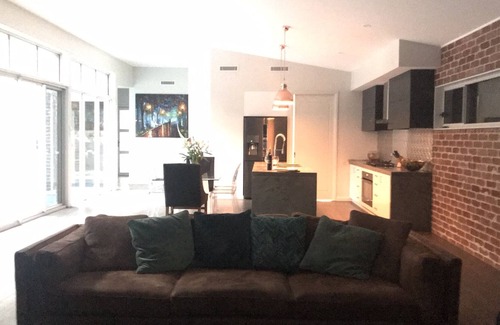 Thirroul House | THIRROUL Private pool resort