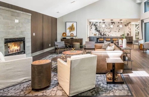 Carrboro Apartment | This apartment is a 2 bedroom(s), 2 bathrooms, located in Carrboro, NC.