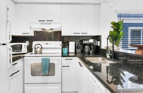 Mission Bay Apartment | This apartment is a 2 bedroom(s), 2 bathrooms, located in Boca Raton, FL.