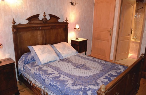 Canals House | This charming cottage is located in a hamlet ideally situated to discover the countryside as well as