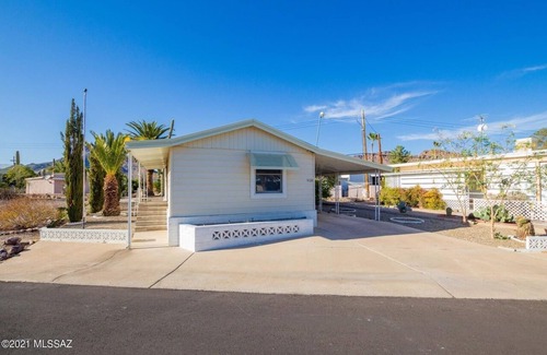 Tucson Estates House | This Desert Oasis in the foothills of the Saguaro National Forest Awaits!