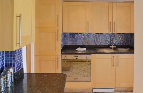 Mundesley Cottage | This holiday cottage couldn’t be in a better location for a family holiday.