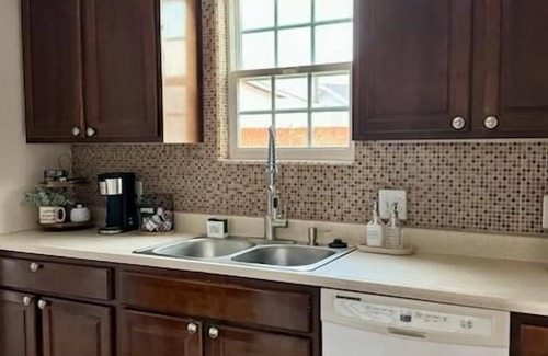 Rock Springs House | This house is a 2 bedroom(s), 1 bathrooms, located in Rock Springs, WY.