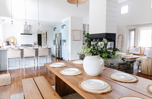 Central Okanagan House | This house is a 4 bedroom(s), 3.5 bathrooms, located in Kelowna, BC.