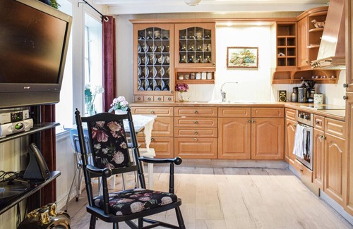 Tysvaer House | This is a charming cottage on a beautiful large plot surrounded by beautiful nature.