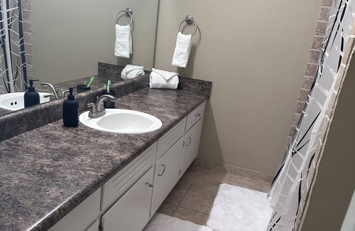Forest Park Apartment | This Is a nice peaceful hideout Near Uab the Golf course 10 mins from everything
