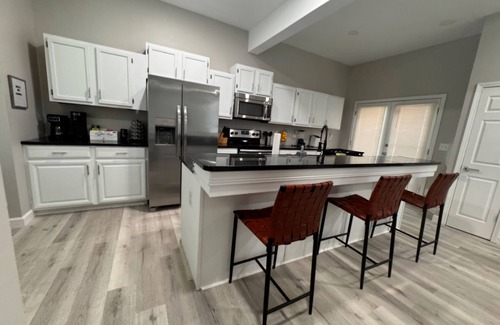 Columbus Square Condo | THIS IS THE ONE! Beautiful 2-BR 1.5 BA condo at PRIME downtown St. Louis!