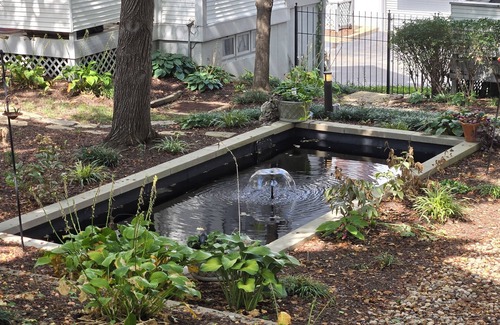 Columbus Square Condo | THIS IS THE ONE! Beautiful 2-BR 1.5 BA condo at PRIME downtown St. Louis!