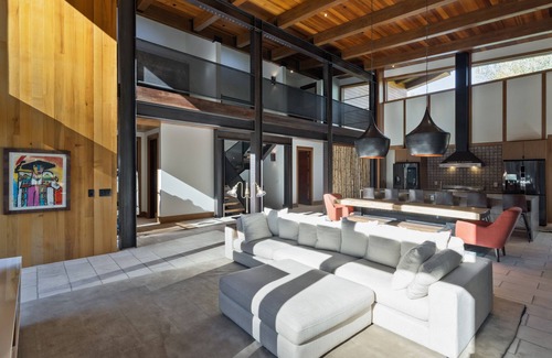 Indian Trails House | This modern mountain residence is located in Jackson Hole, Wyoming.