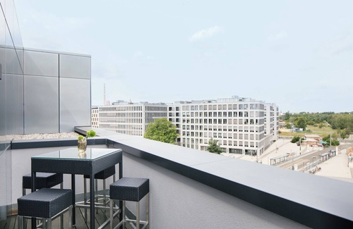West Berlin Centre Apartment | This property is for training purposes only and not for rental