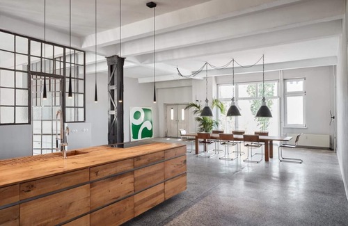 West Berlin Centre Apartment | This property is for training purposes only and not for rental