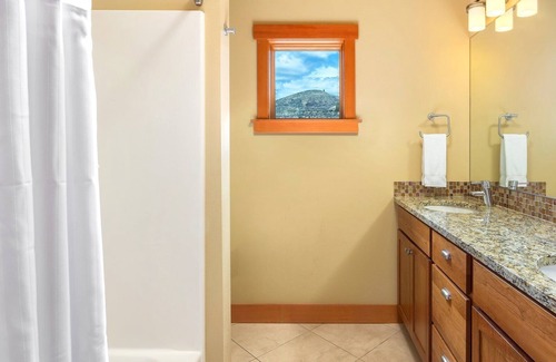 Chelan Resort | This resort & location is simply Heaven !