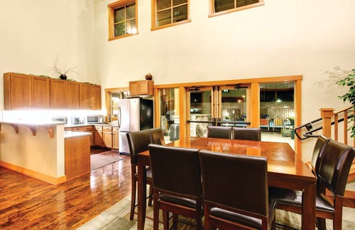 Chelan Resort | This resort & location is simply Heaven !