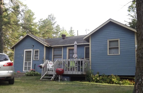 Pillager Cabin | This rustic and charming cabin has great views of Hardy Lake.