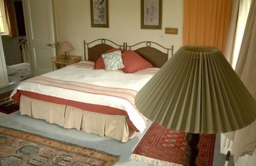 Thornham Magna Bed & Breakfast | Thornham Hall
