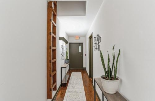 Cheyney Apartment | Thornton Studio with Kitchenette