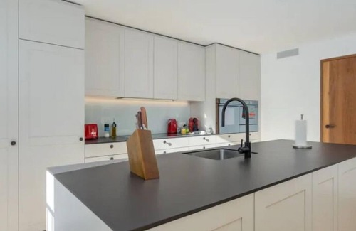 Engelberg Apartment | Three Bedroom Apartment With Mountain View