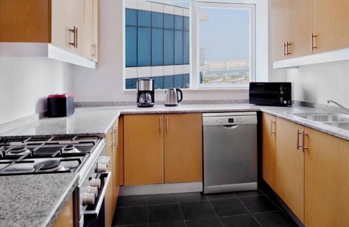 Al Barsha 1 Hotel | Three Bedroom Apartment Near Mashreq Metro By E R