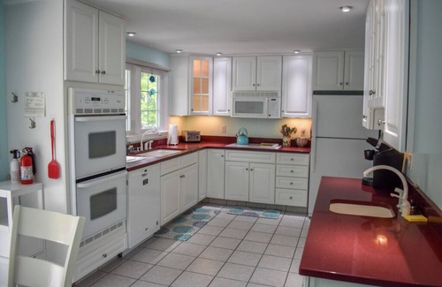 South Dennis House | Three bedroom home with central air conditioning