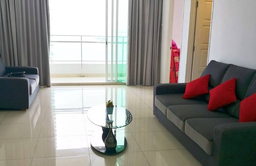 Downtown George Town Apartment | Three Bedrooms Suite with Fantastic view, near to Georgetown and Gurney