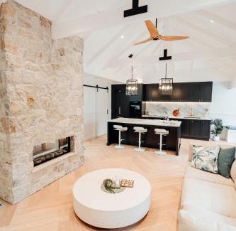 Palm Beach House | Three Cheeky Palms by TCC