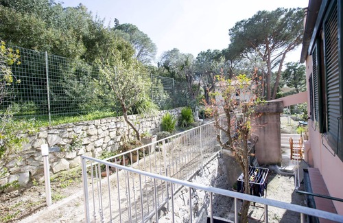 Marina di Campo Apartment | Three-room apartment 4/6 beds Carlotta 200 meters from the center of Marina di Campo