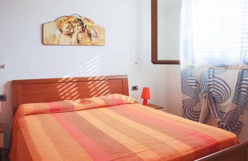Torre di Bari Apartment | Three-room apartment with covered veranda, near the beach and in a very quiet area