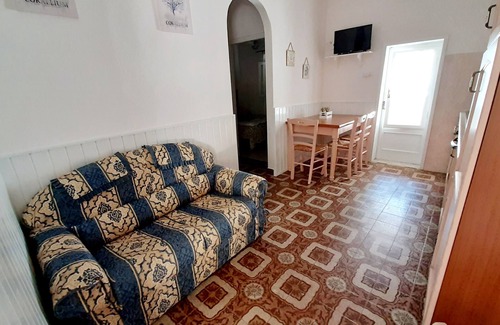 Capoliveri House | Three-room apartment with sea view terrace, free private parking, beach at 200mt