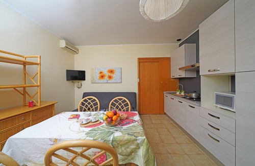 Villaggio Sanghen House | Three-room villa direct to the beach, 6 beds garden pool