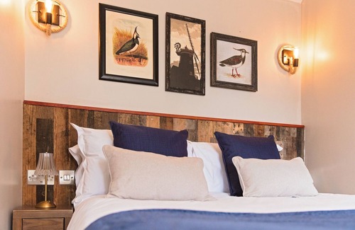 Wiveton Bed & Breakfast | Three Swallows