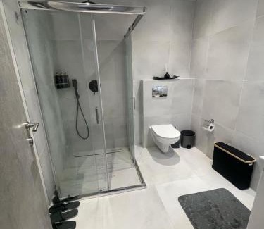 Ampelokipoi-Menemeni Apartment | Three with 2 Baths in Evosmos