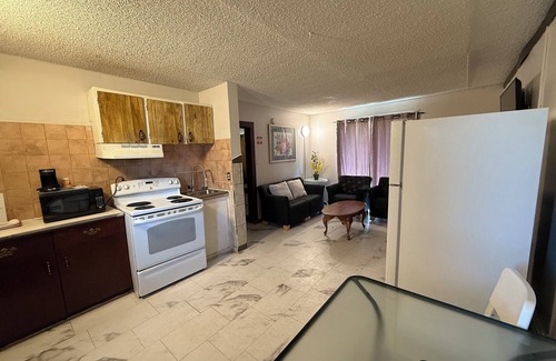 West Edmonton Hotel | Thriftlodge Edmonton