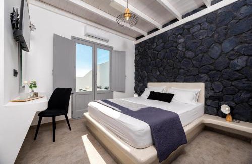 Perissa Villa | Thrilling Santorini Villa Villa Gauche 2 Bedrooms Furnished Sun Terrace With Private Heated Pool Perissa