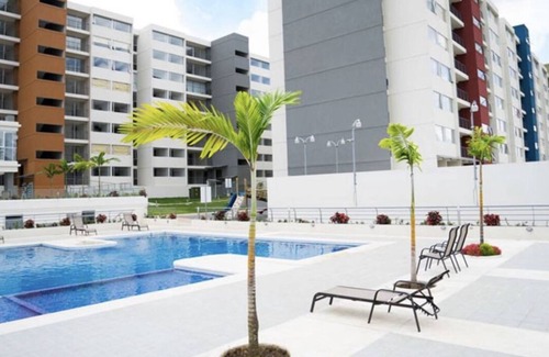 Hatillo Condo | Tico- American Oasis de San José