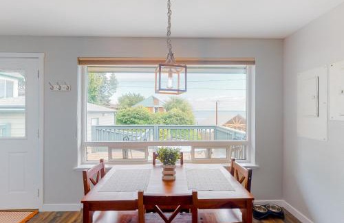 Suquamish Apartment | Tides Out Loft