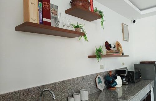 Cardona Villa | tierra de segundo