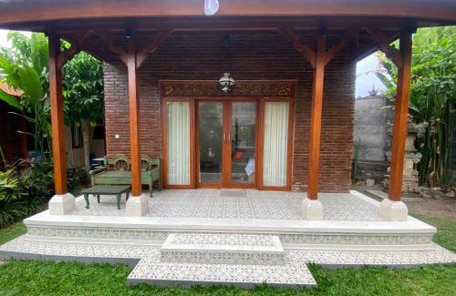 Sukawati Villa | Tiis Garden Puri Villas