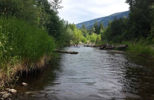 Armstrong RV Rental | Tim's Campsite by the River