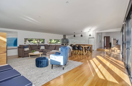 Sorrento House | TIMARU LUXURY, SIMPLY RELAX, ENJOY THE TRANQUILITY IN SORRENTO