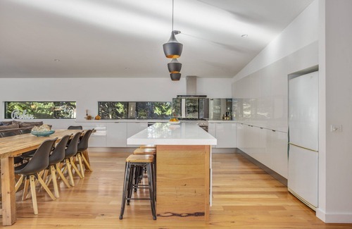 Sorrento House | TIMARU LUXURY, SIMPLY RELAX, ENJOY THE TRANQUILITY IN SORRENTO