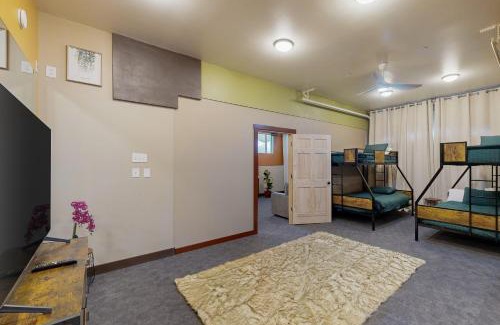 Alyeska House | Timberline Tranquility