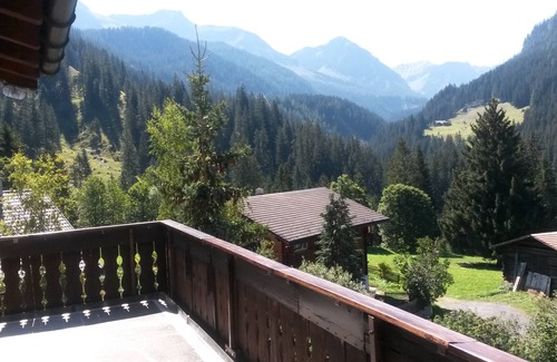 Litziruti House | Time to relax - Wonderful apartment with balcony and fireplace