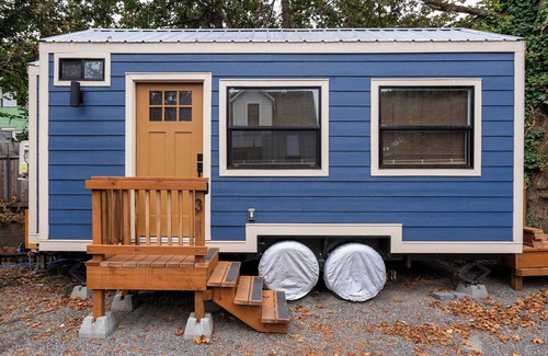 Hosford-Abernethy House | Tiny Aztec - Walk to Local Shops & Restaurants