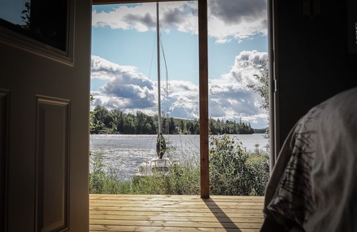 Magnetawan Cabin | Tiny Cabin #9.5 Lake Cecebe Sunrise