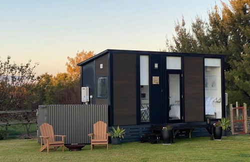 Lake Charm House | Tiny Charm by Tiny Away