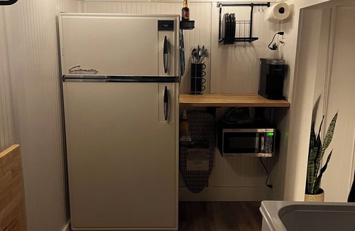Benson Cottage | Tiny Home Alley Delight! Truly one of kind!